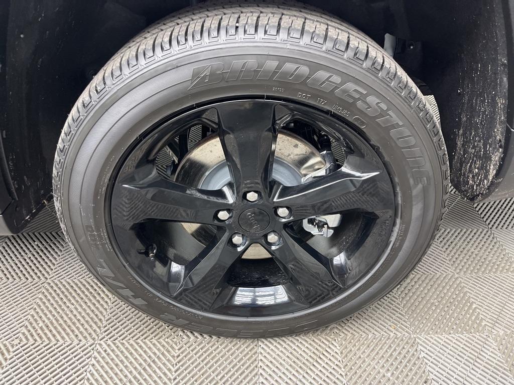 new 2025 Jeep Grand Cherokee L car, priced at $46,561