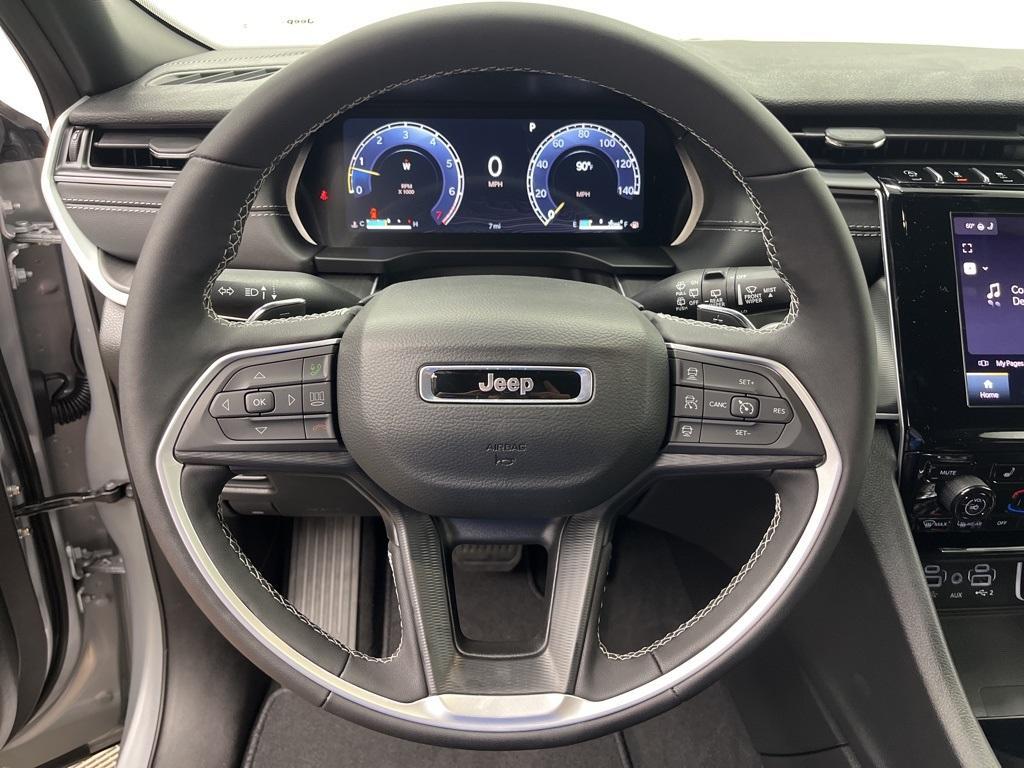 new 2025 Jeep Grand Cherokee L car, priced at $46,561