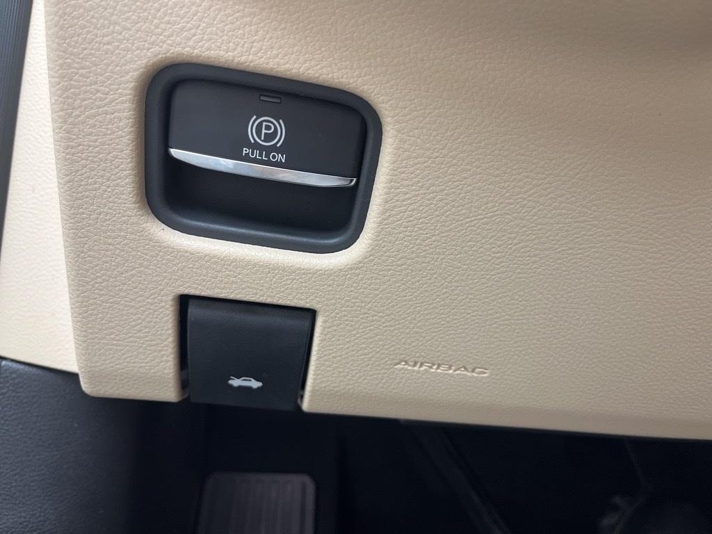 new 2025 Jeep Grand Cherokee car, priced at $52,160