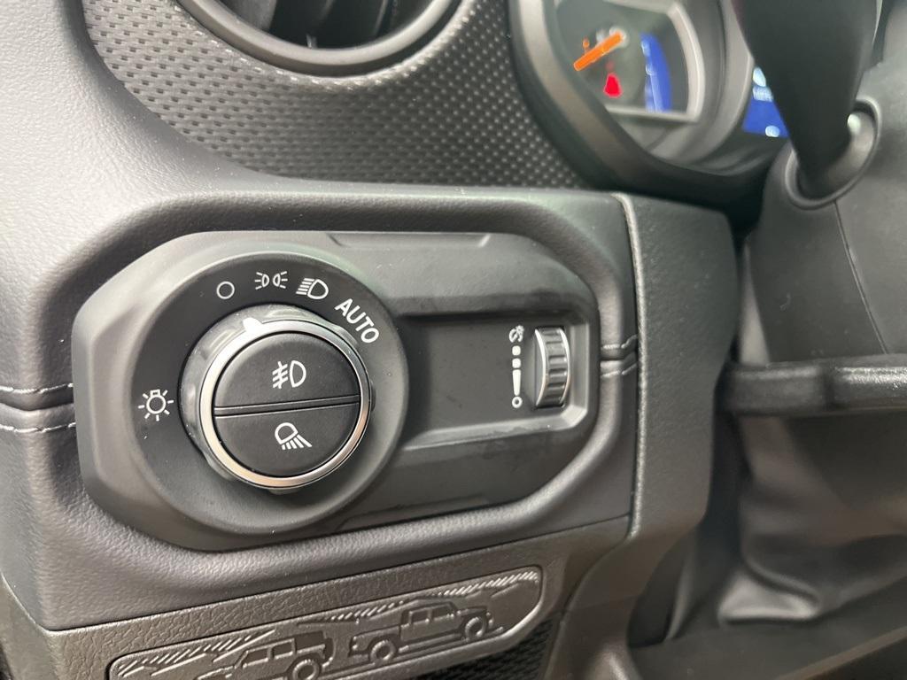 new 2025 Jeep Gladiator car, priced at $55,170