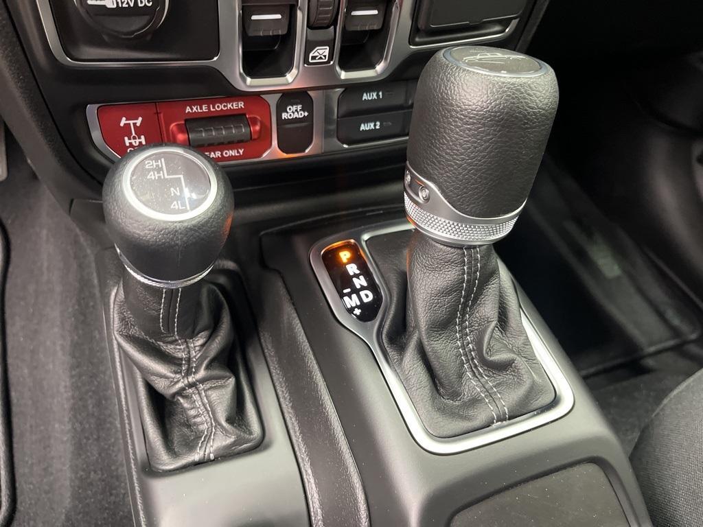 new 2025 Jeep Gladiator car, priced at $55,170