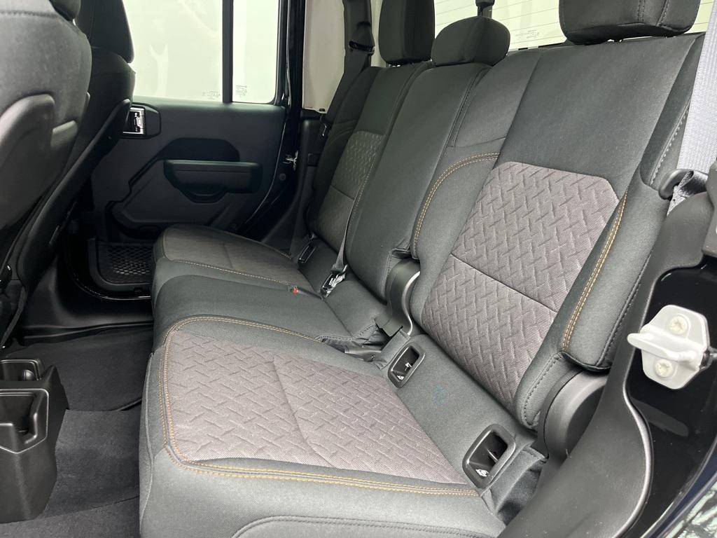 new 2025 Jeep Gladiator car, priced at $55,170