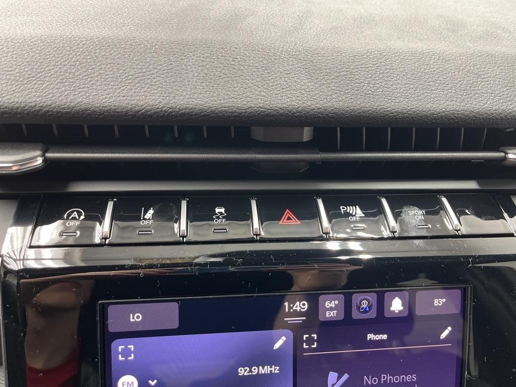 new 2025 Jeep Grand Cherokee car, priced at $38,000