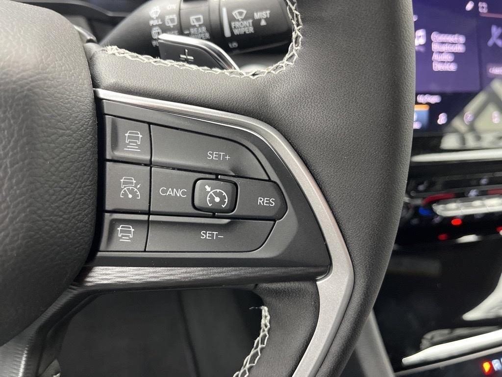 new 2025 Jeep Grand Cherokee car, priced at $38,000