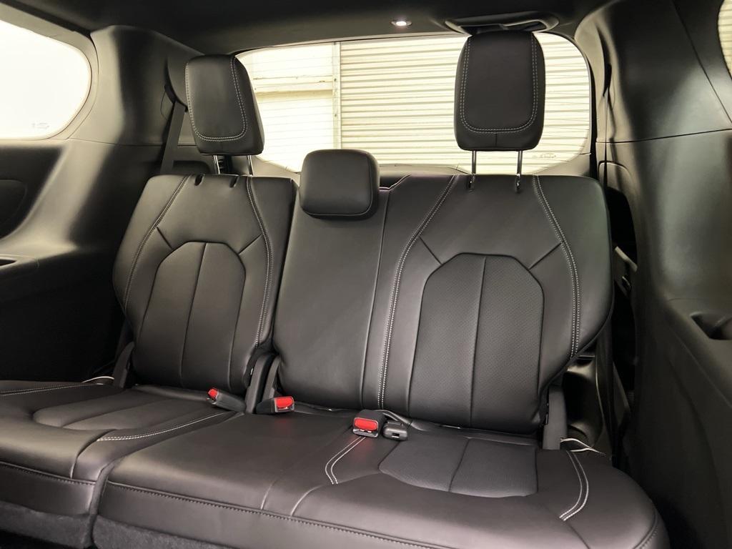 new 2025 Chrysler Pacifica car, priced at $40,000