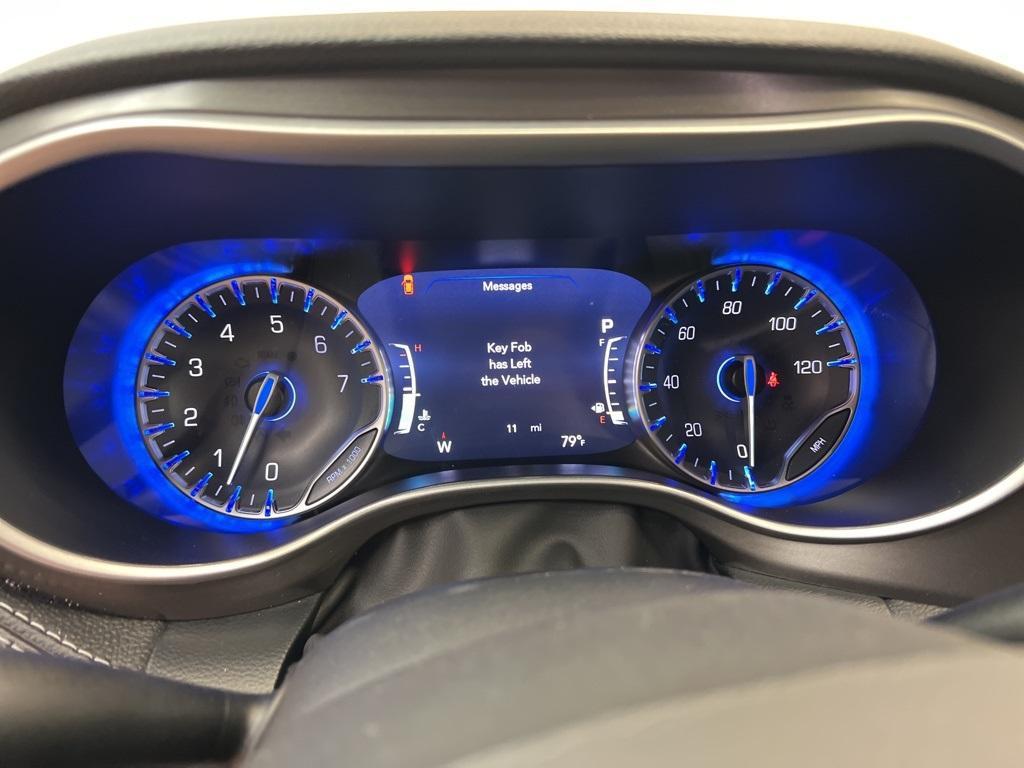 new 2025 Chrysler Pacifica car, priced at $40,000