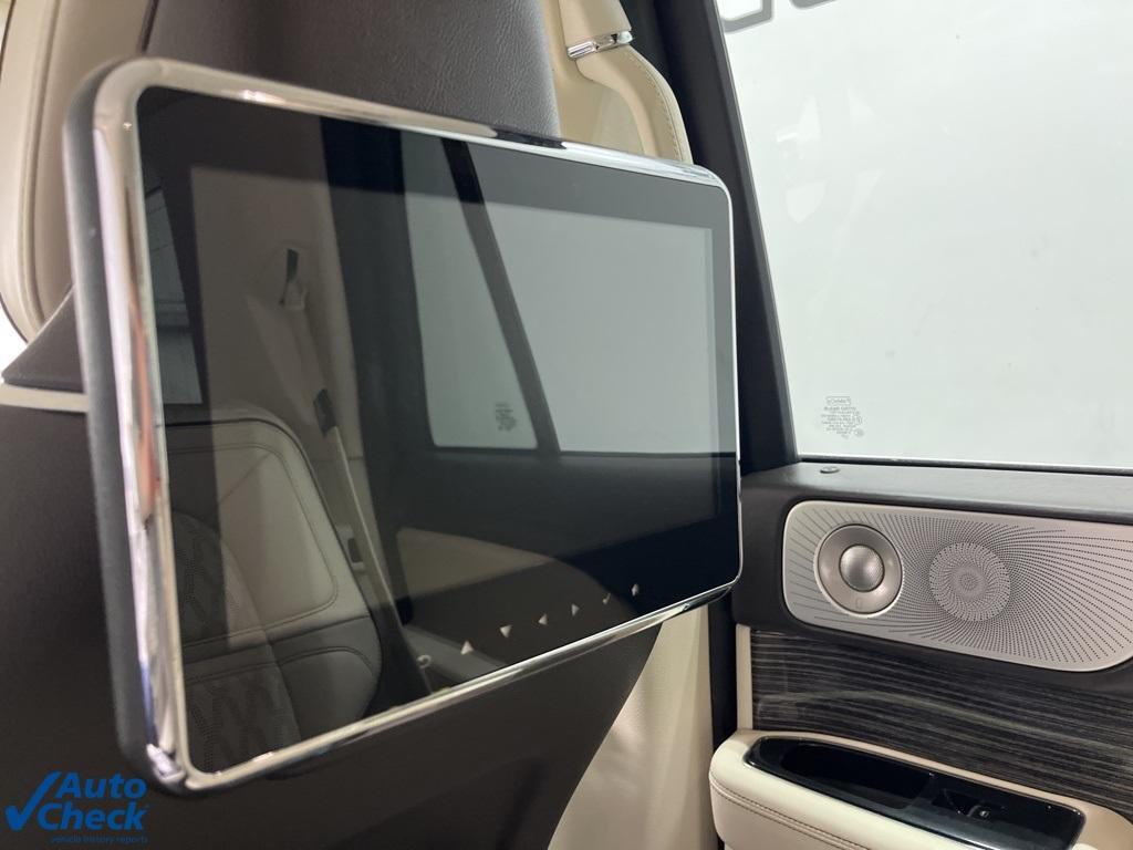 used 2020 Lincoln Navigator car, priced at $37,500