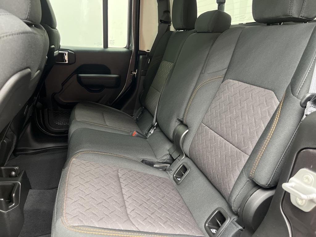 new 2025 Jeep Gladiator car, priced at $54,870