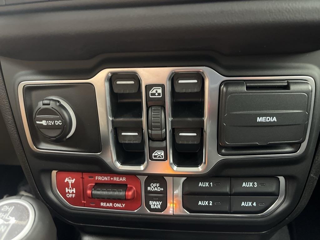 new 2025 Jeep Gladiator car, priced at $60,505