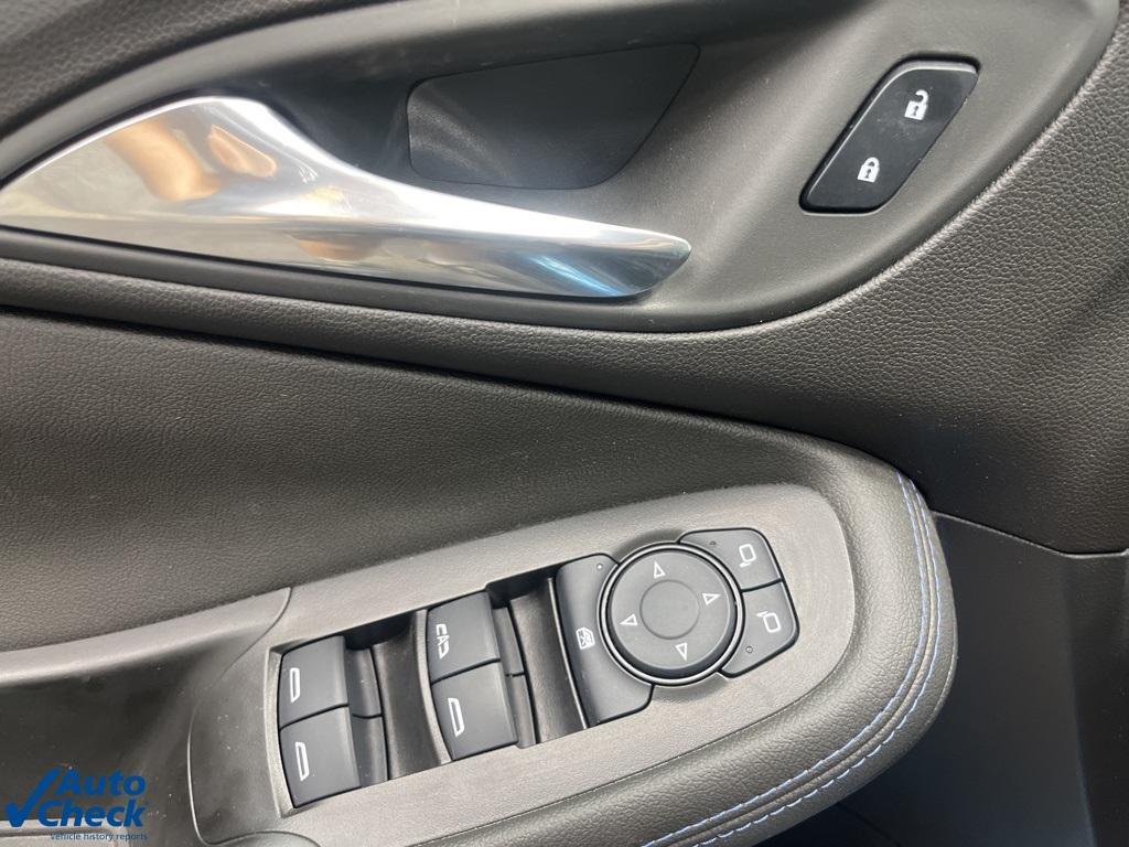 used 2025 Buick Encore GX car, priced at $24,000