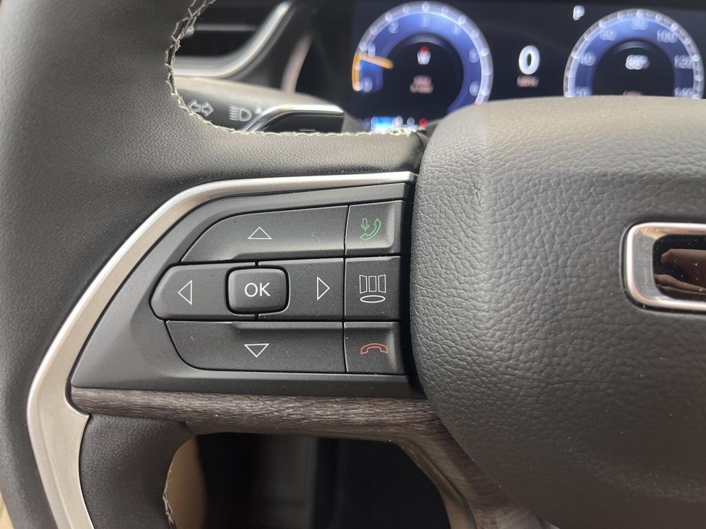 new 2025 Jeep Grand Cherokee car, priced at $52,727