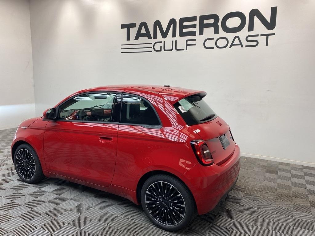 new 2024 FIAT 500e car, priced at $28,000