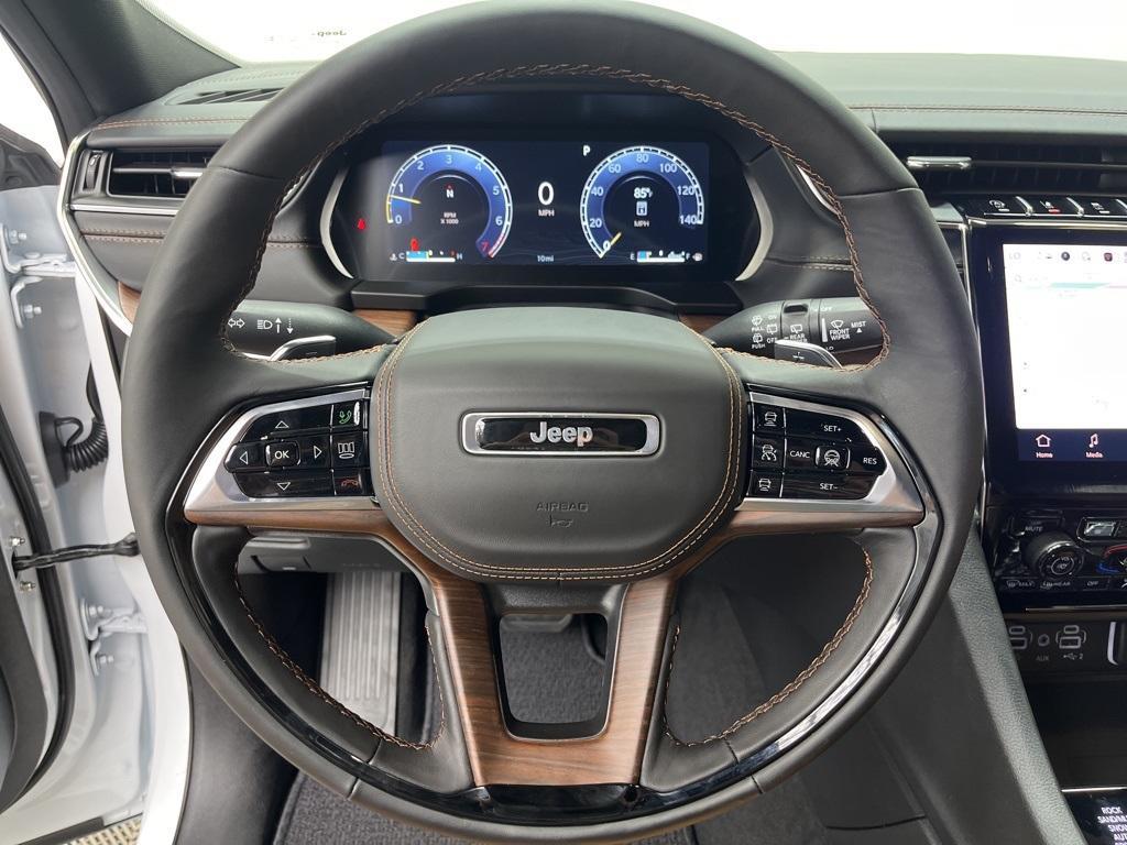new 2025 Jeep Grand Cherokee car, priced at $59,508