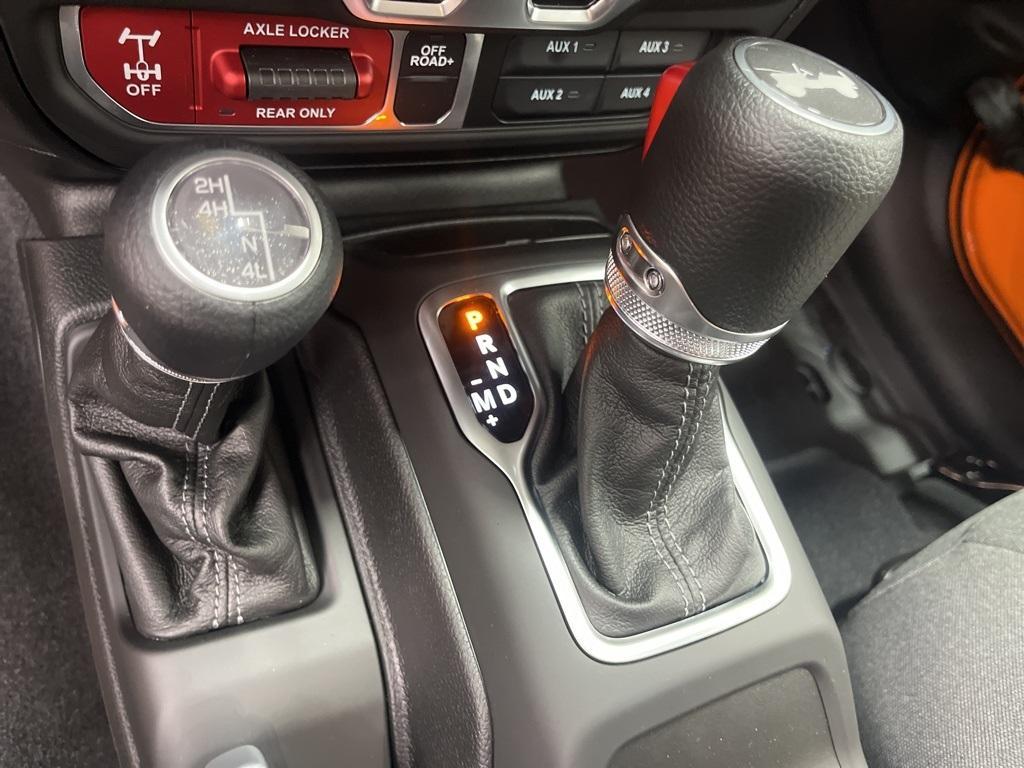 new 2025 Jeep Wrangler car, priced at $50,297