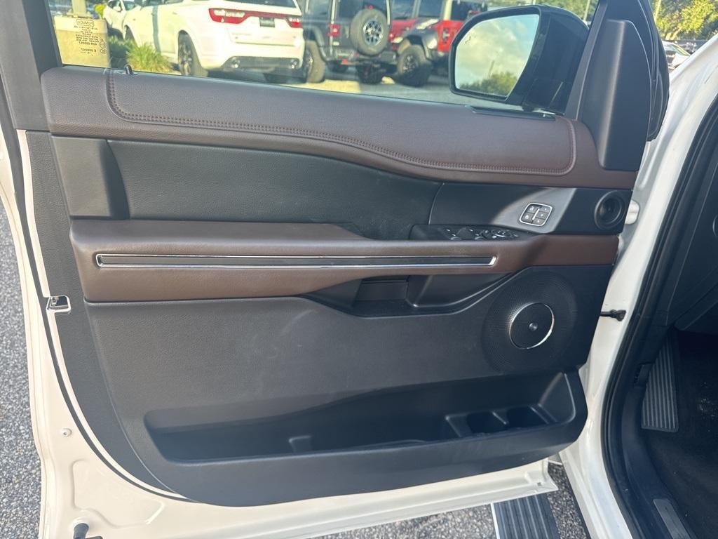 used 2020 Ford Expedition Max car, priced at $35,000