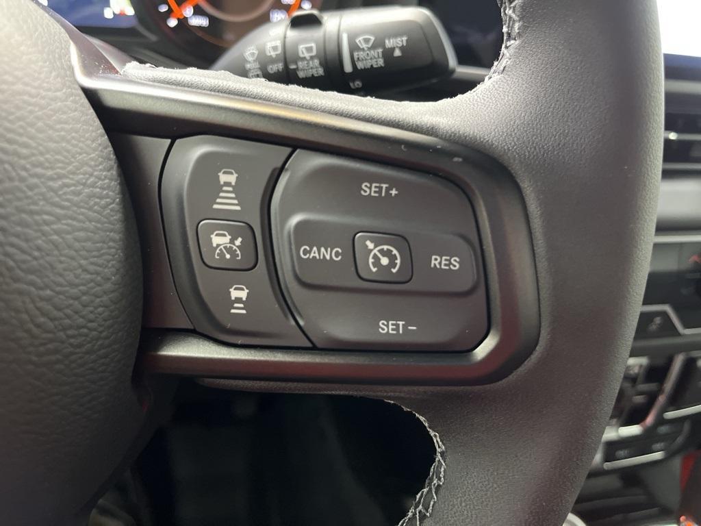 new 2025 Jeep Wrangler car