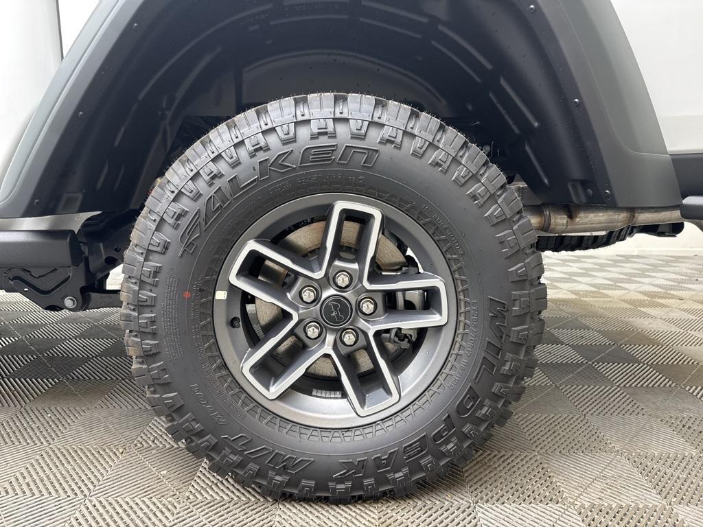 new 2025 Jeep Gladiator car, priced at $57,860