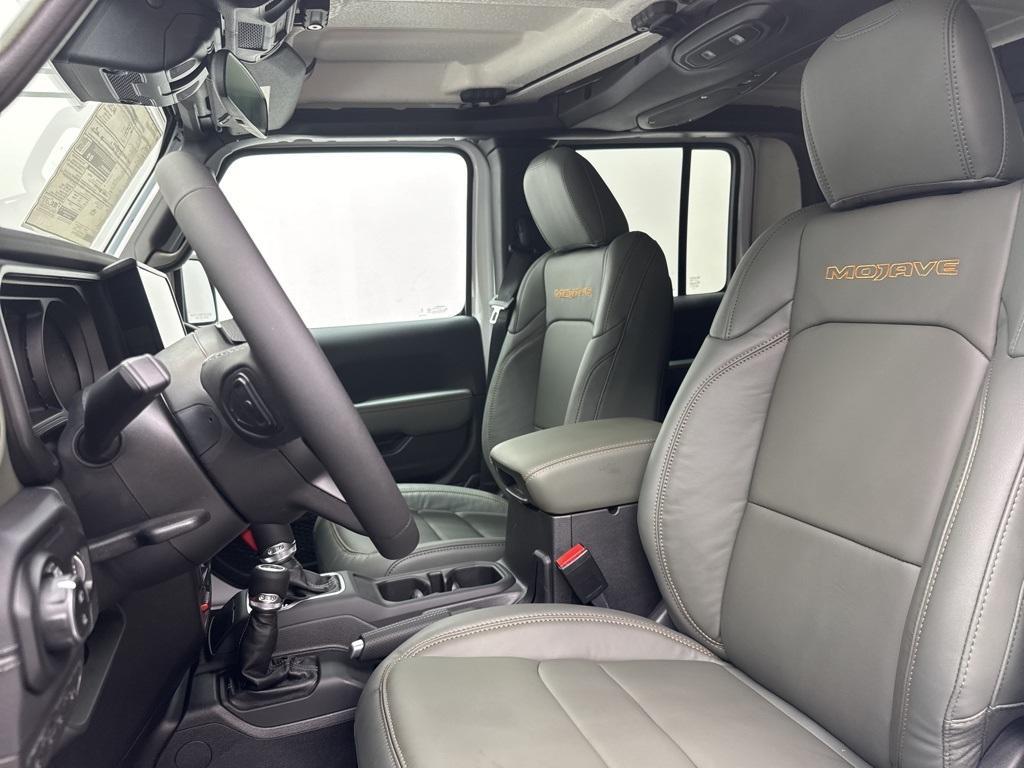 new 2025 Jeep Gladiator car, priced at $57,860