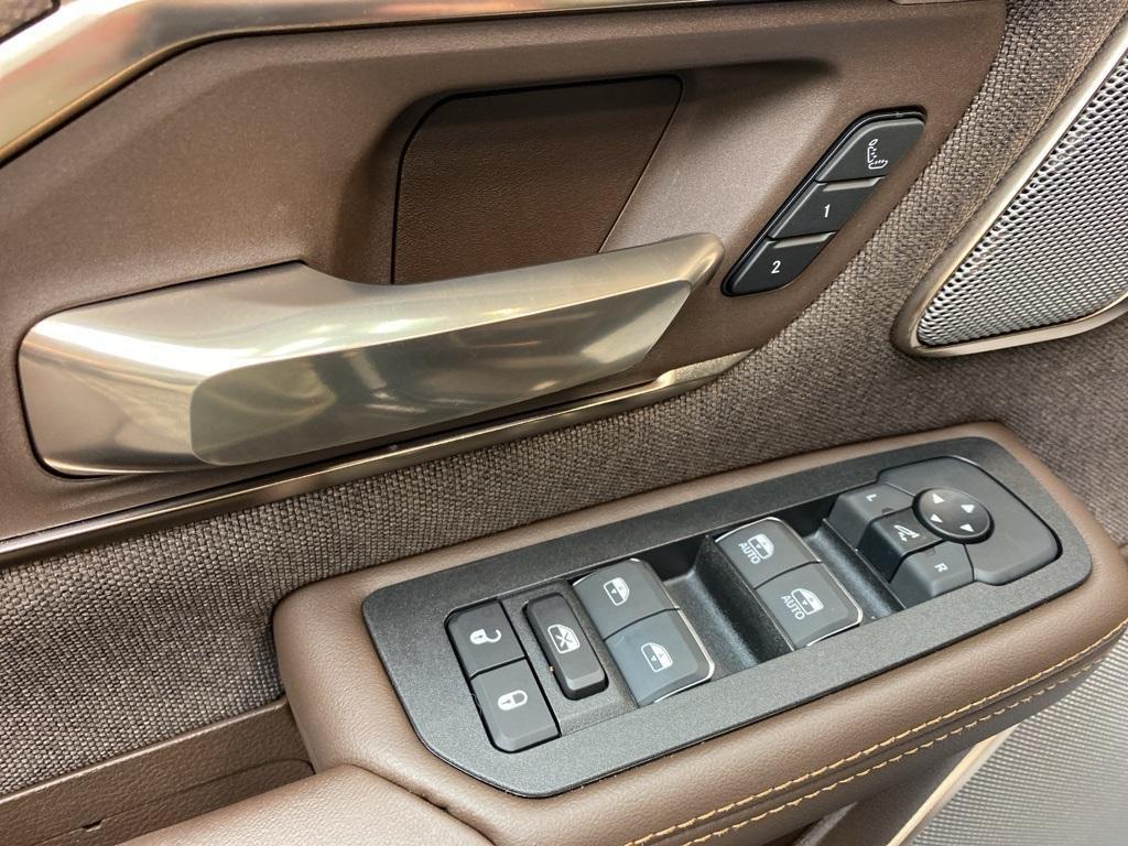 new 2025 Ram 1500 car, priced at $77,930