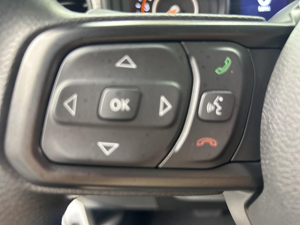 new 2025 Jeep Wrangler car, priced at $40,254