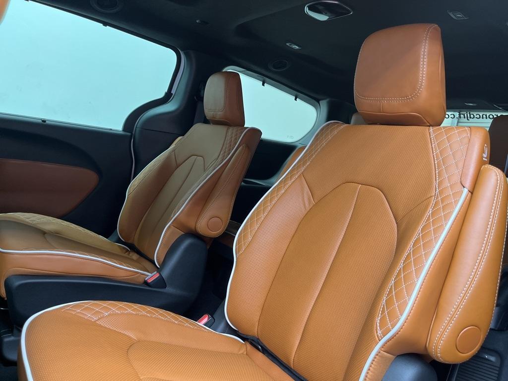 new 2026 Chrysler Pacifica car, priced at $54,665