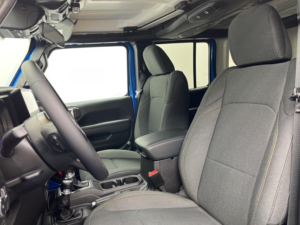 new 2025 Jeep Wrangler car, priced at $50,070