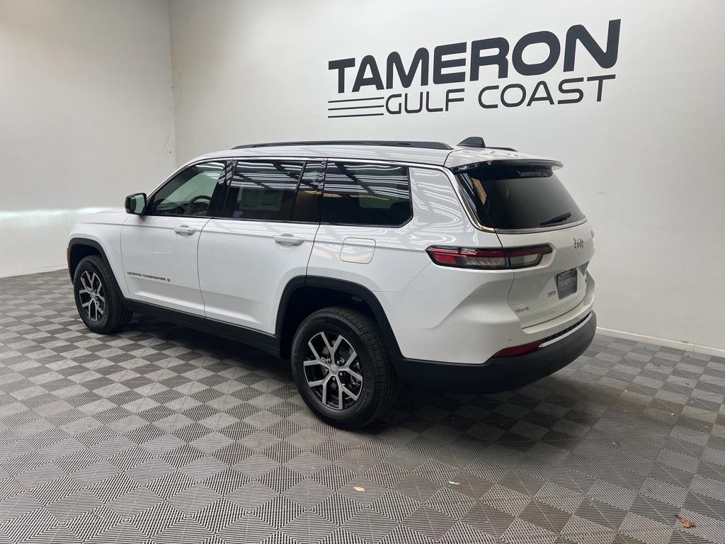 new 2025 Jeep Grand Cherokee L car, priced at $43,000