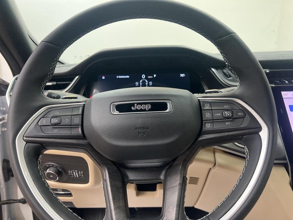new 2025 Jeep Grand Cherokee L car, priced at $43,000