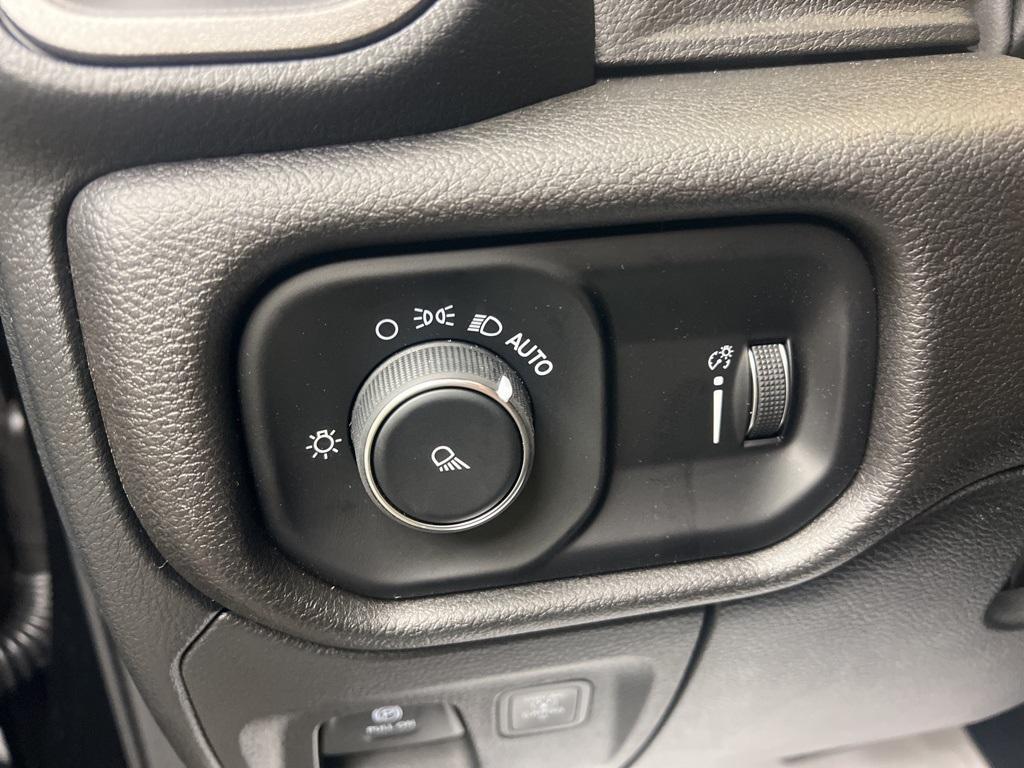 new 2025 Ram 1500 car, priced at $49,000