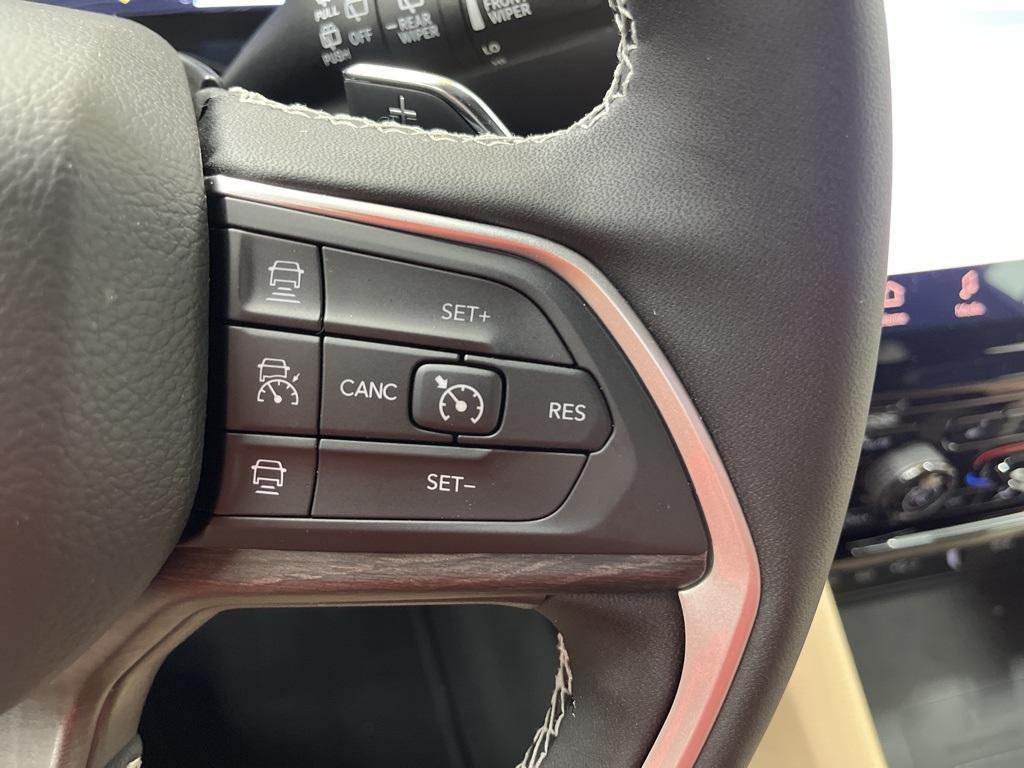 new 2025 Jeep Grand Cherokee L car, priced at $47,000