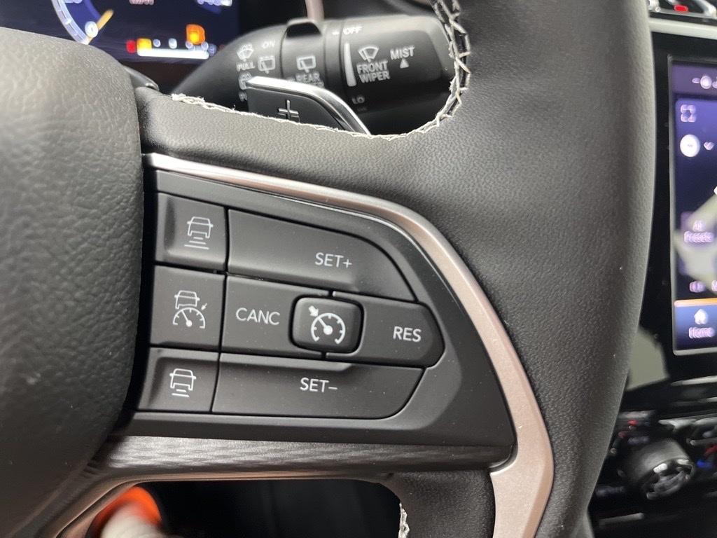 new 2025 Jeep Grand Cherokee L car, priced at $38,647
