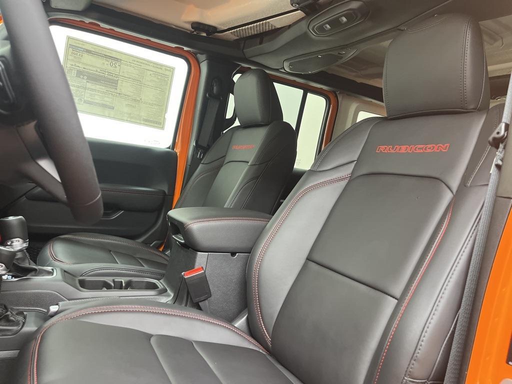 new 2025 Jeep Wrangler car, priced at $60,690