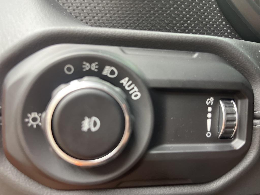 new 2025 Jeep Wrangler car, priced at $60,690