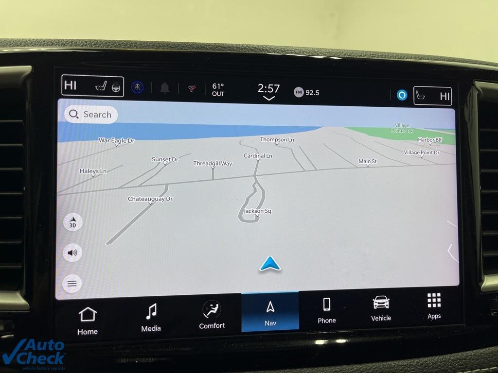 used 2024 Chrysler Pacifica Hybrid car, priced at $31,000