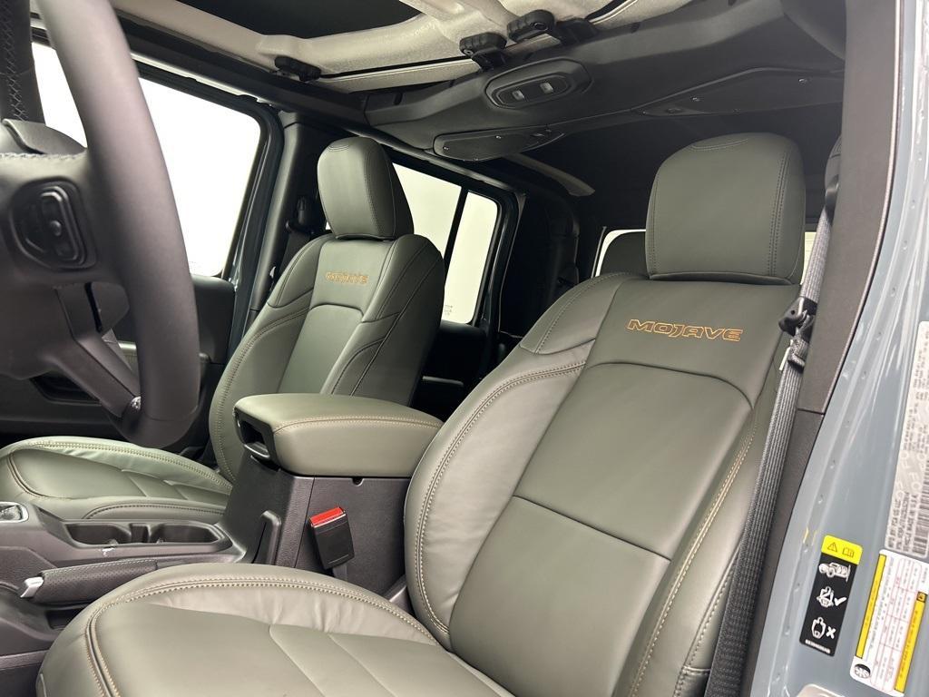 new 2025 Jeep Gladiator car, priced at $53,000