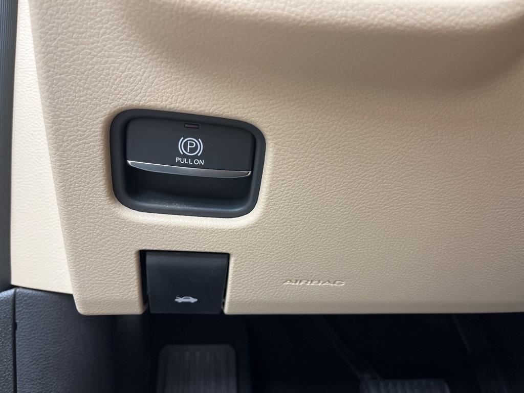 new 2025 Jeep Grand Cherokee car, priced at $54,955