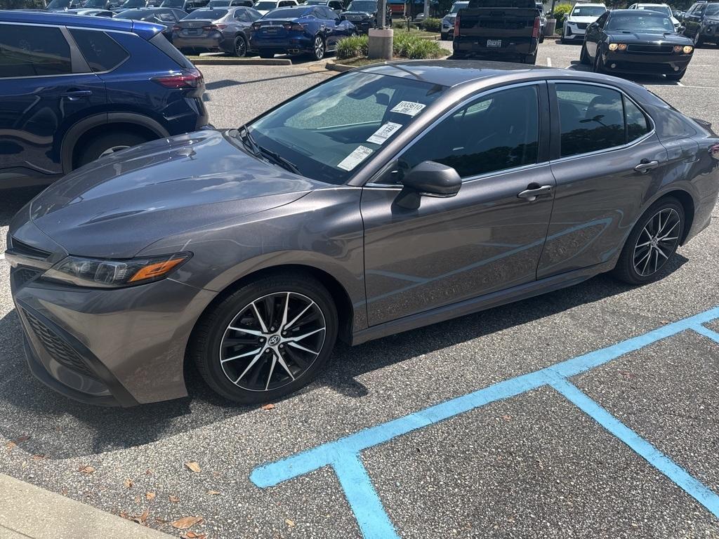 used 2022 Toyota Camry Hybrid car, priced at $23,000