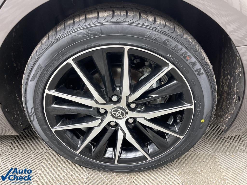 used 2022 Toyota Camry Hybrid car, priced at $21,200
