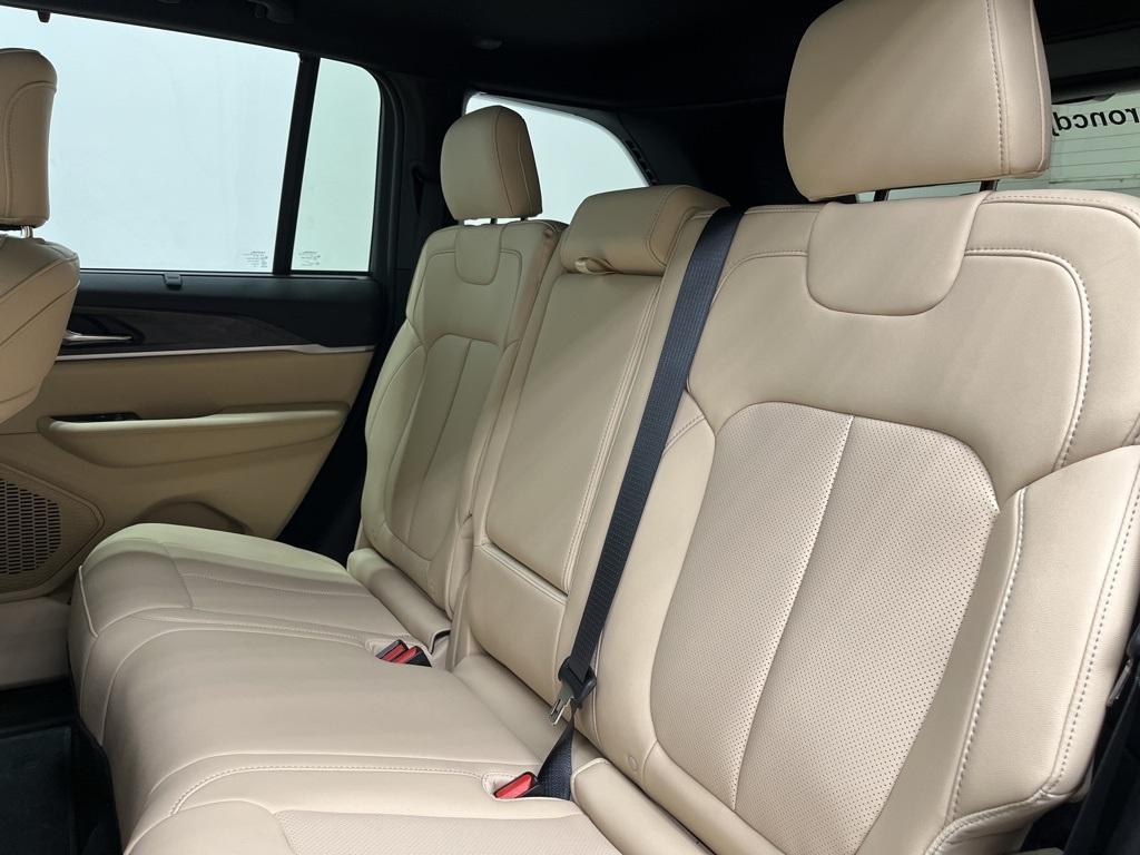 new 2025 Jeep Grand Cherokee car, priced at $49,435