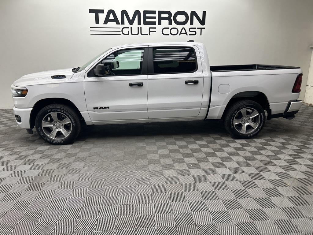 new 2025 Ram 1500 car, priced at $42,000