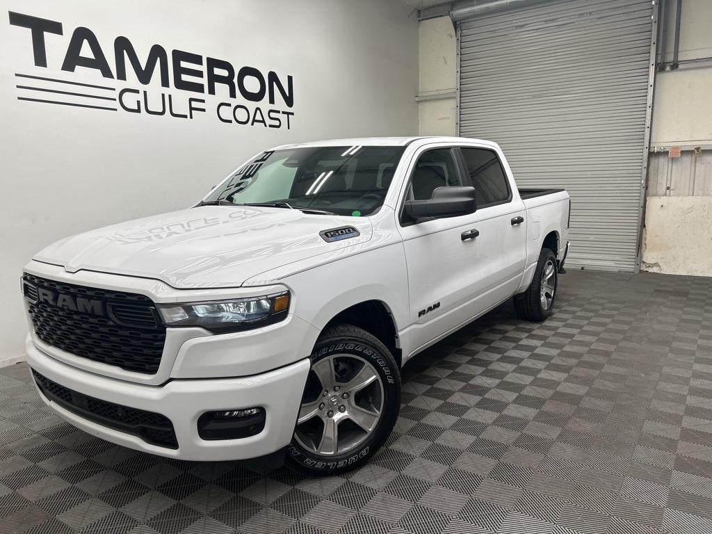 new 2025 Ram 1500 car, priced at $42,000