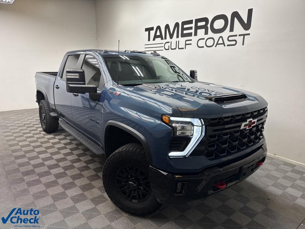 used 2024 Chevrolet Silverado 2500 car, priced at $73,989