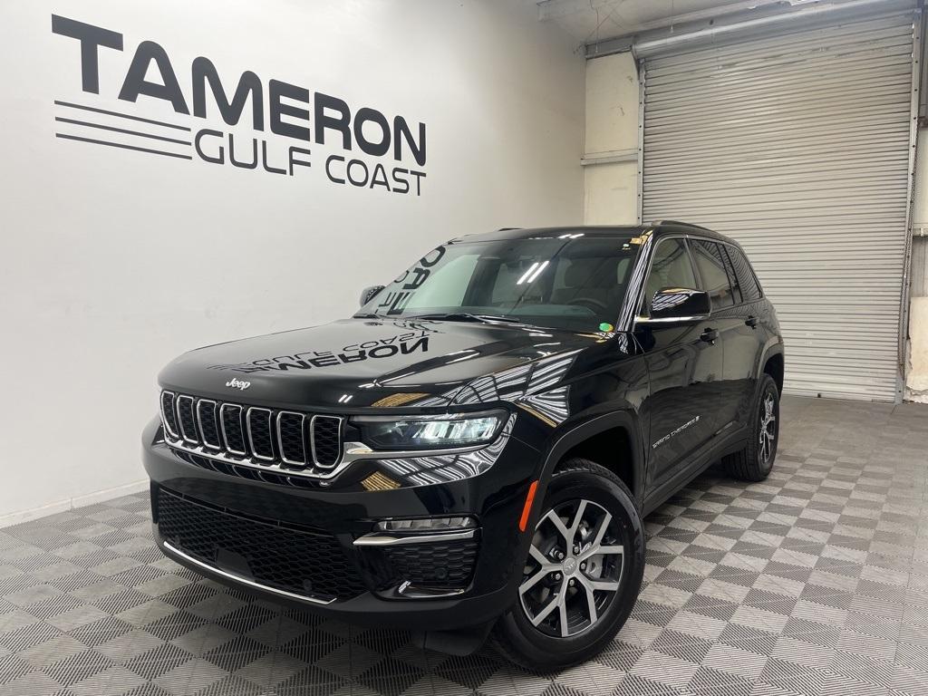 new 2025 Jeep Grand Cherokee car, priced at $49,084