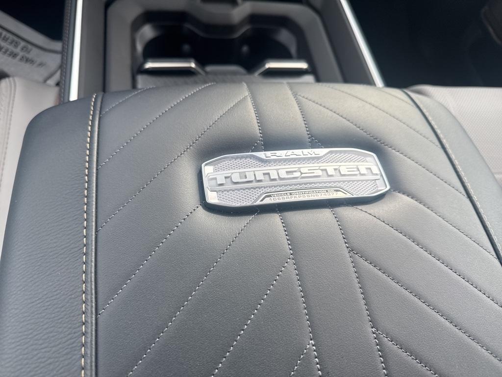 new 2025 Ram 1500 car