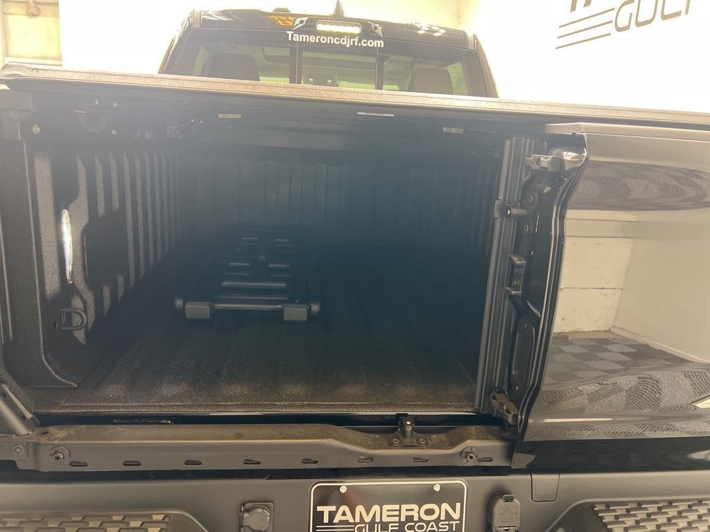 new 2025 Ram 1500 car
