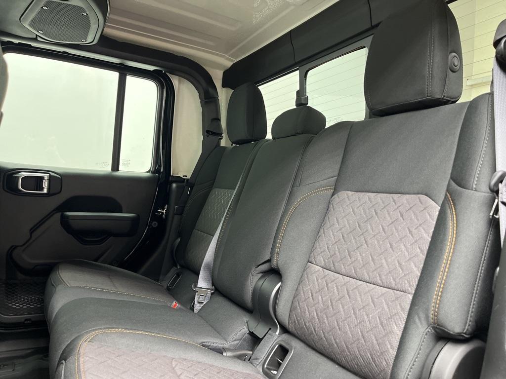 new 2025 Jeep Gladiator car, priced at $48,000