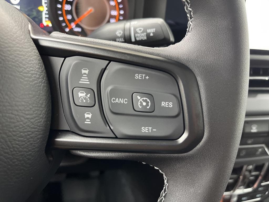 new 2025 Jeep Gladiator car, priced at $48,000