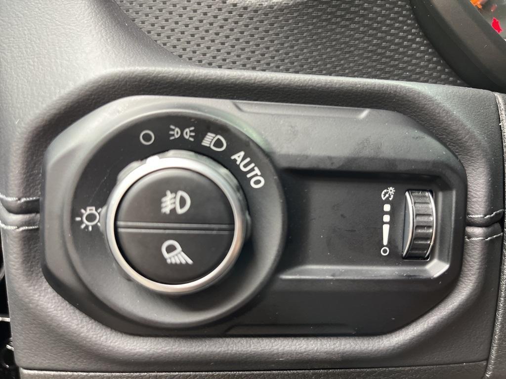 new 2025 Jeep Gladiator car, priced at $48,000