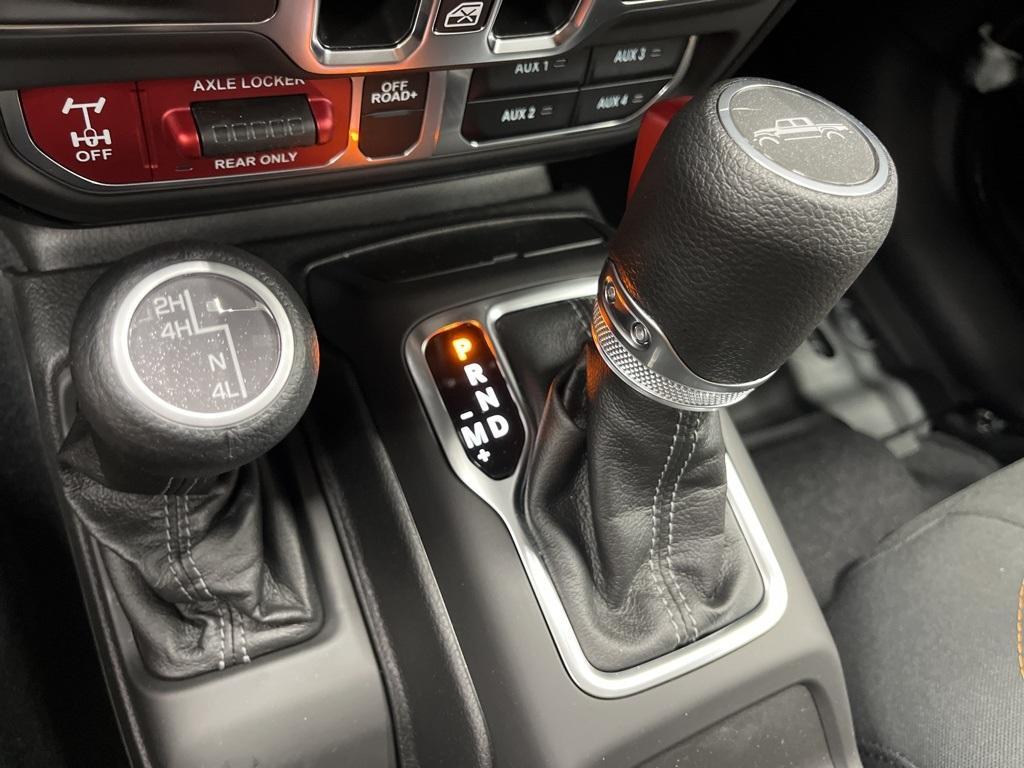 new 2025 Jeep Gladiator car, priced at $48,000