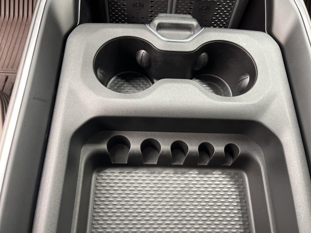 new 2025 Ram 3500 car, priced at $81,334